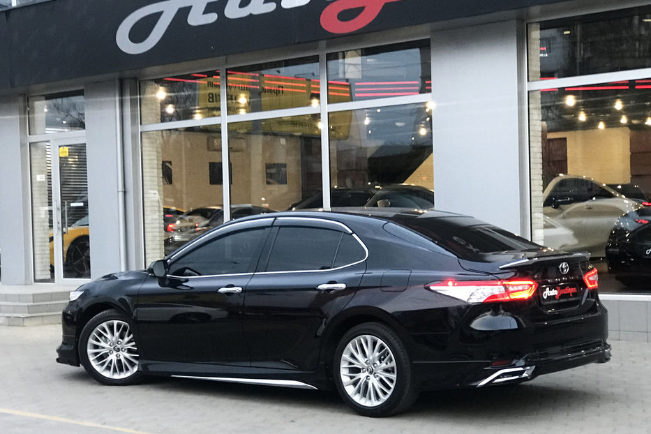 Продам Toyota Camry Premium 2018 года в Одессе