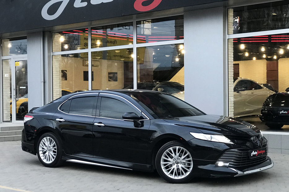 Продам Toyota Camry Premium 2018 года в Одессе