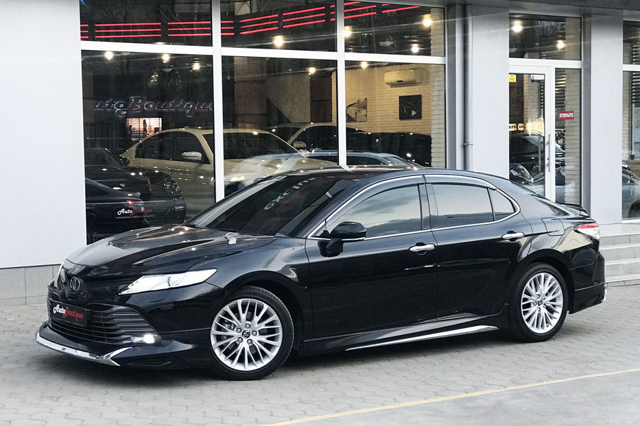 Продам Toyota Camry Premium 2018 года в Одессе