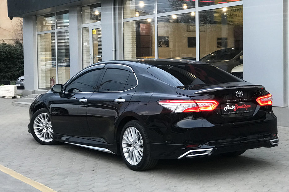 Продам Toyota Camry Premium 2018 года в Одессе