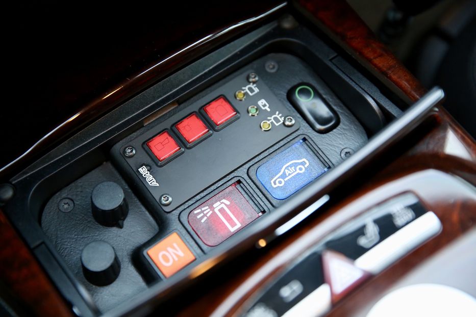 Продам Mercedes-Benz S-Class GUARD BRON B6/B7 2010 года в Киеве