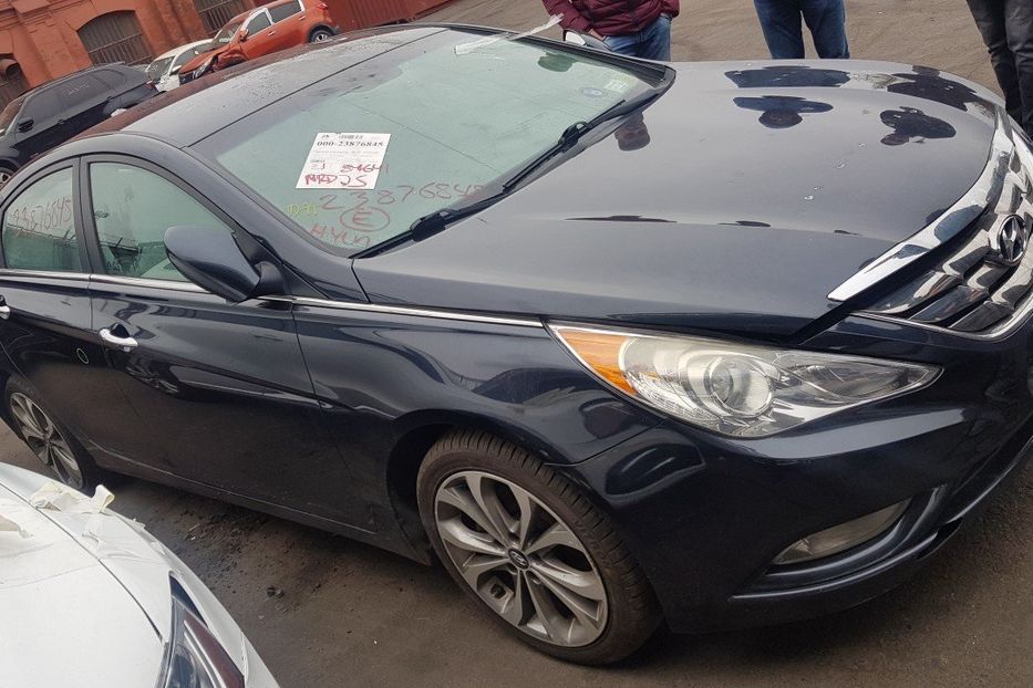 Продам Hyundai Sonata 2.0 автомат ,турбо 274 к.с. 2013 года в Львове