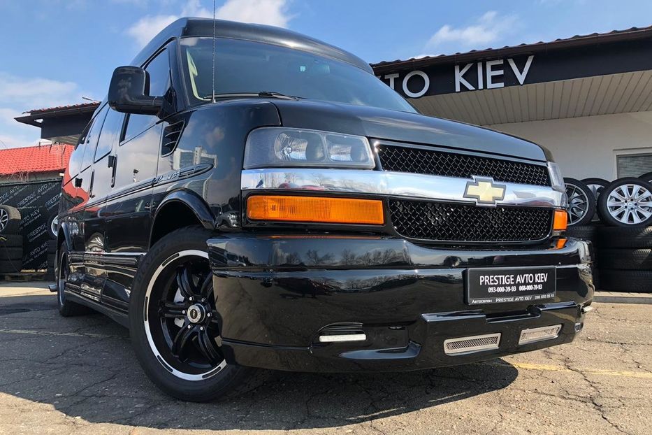 Продам Chevrolet Express пасс. EXPLORER LIMITED SE AWD 2012 года в Киеве