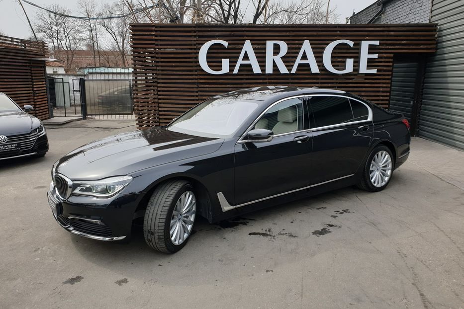 Продам BMW 750 Li X-drive  2015 года в Киеве