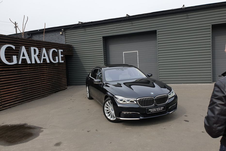 Продам BMW 750 Li X-drive  2015 года в Киеве