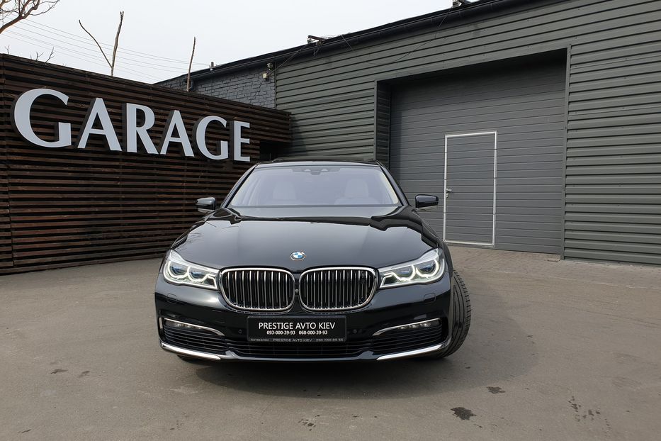 Продам BMW 750 Li X-drive  2015 года в Киеве