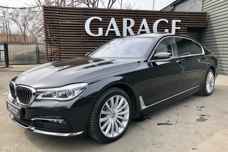 Продам BMW 750 Li X-drive  2015 года в Киеве