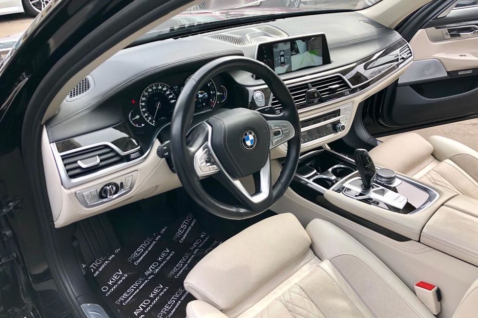 Продам BMW 750 Li X-drive  2015 года в Киеве