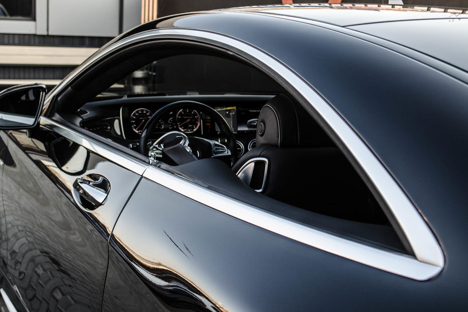 Продам Mercedes-Benz S-Class 63 AMG Coupe 2015 года в Киеве