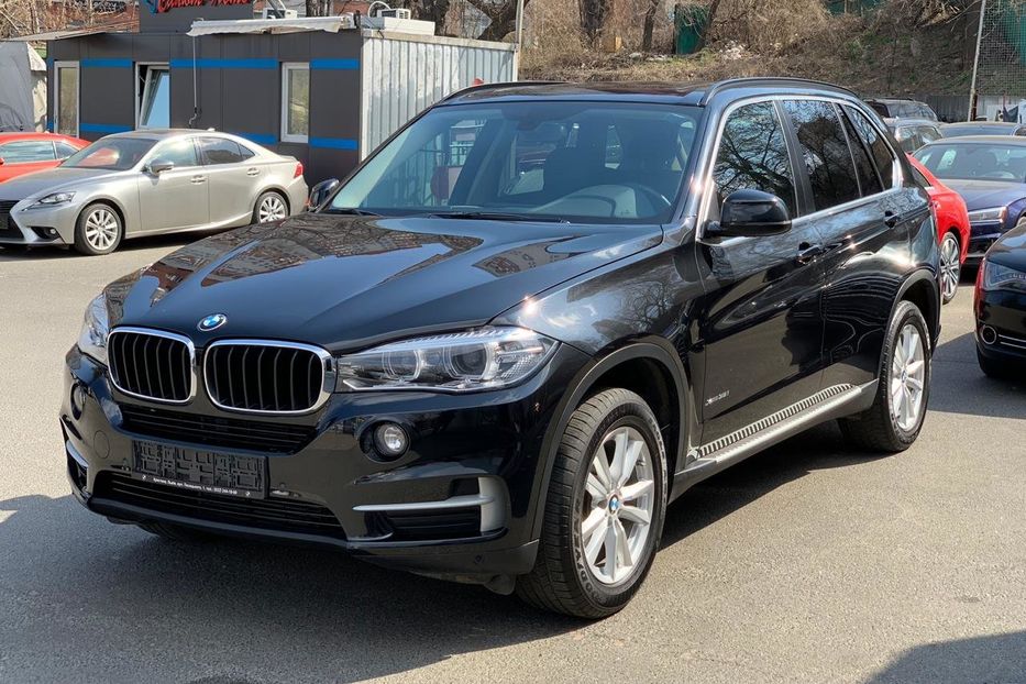 Продам BMW X5 35 Xdrive 2015 года в Киеве