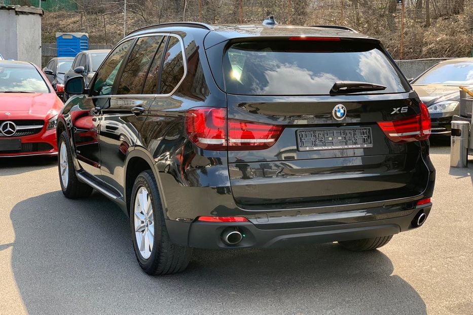 Продам BMW X5 35 Xdrive 2015 года в Киеве