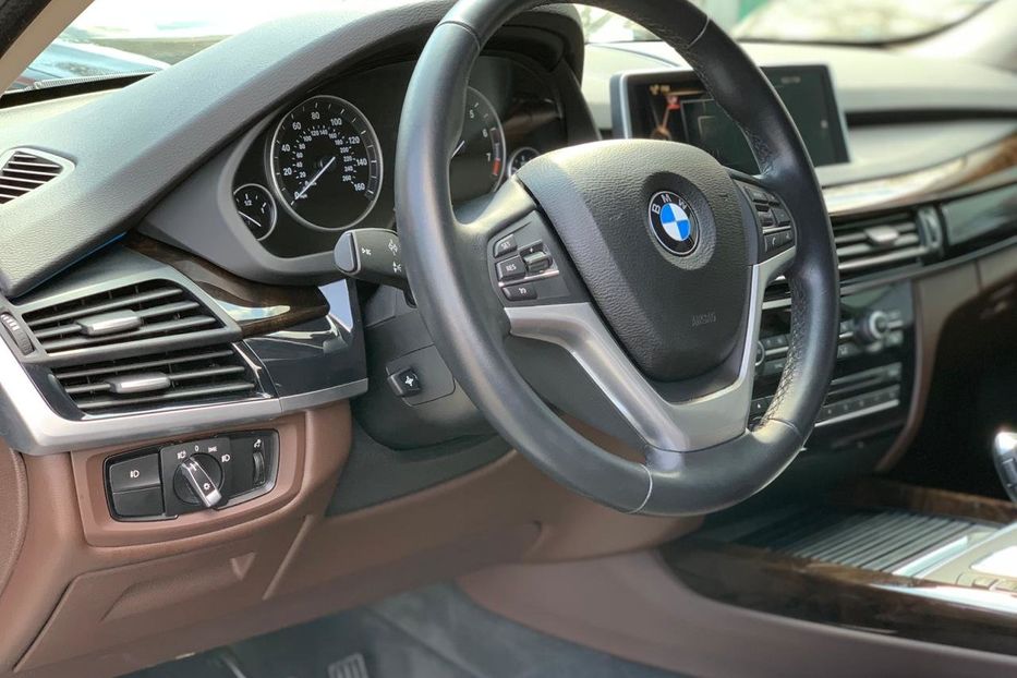 Продам BMW X5 35 Xdrive 2015 года в Киеве