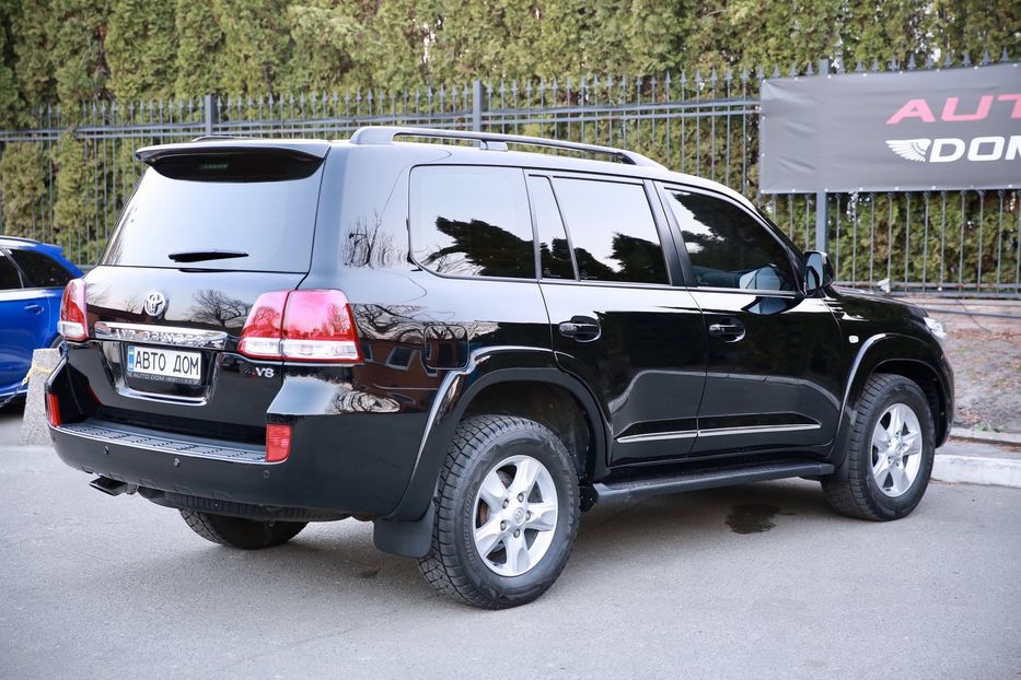 Продам Toyota Land Cruiser 200 4.5 TDI  2008 года в Киеве