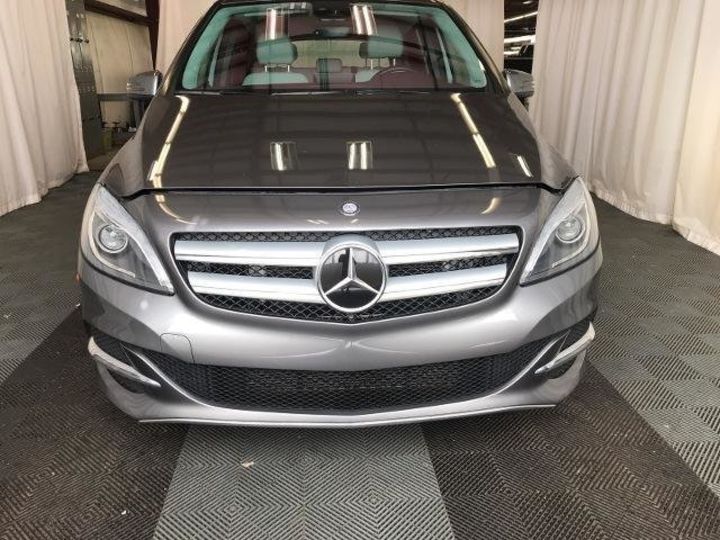 Продам Mercedes-Benz B-Class B250e, 28 kWt 2015 года в Киеве