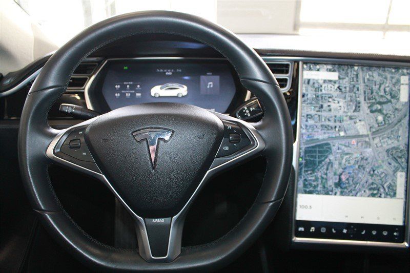Продам Tesla Model S 60 2014 года в Киеве