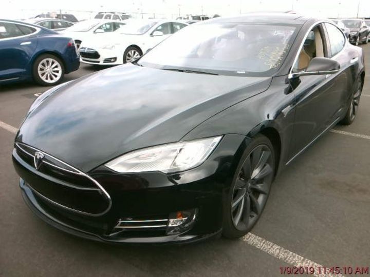 Продам Tesla Model S P85 Signature 2012 года в Киеве