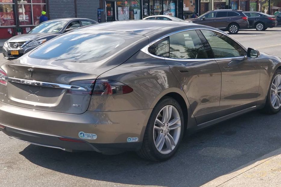 Продам Tesla Model S 85D 2015 года в Киеве