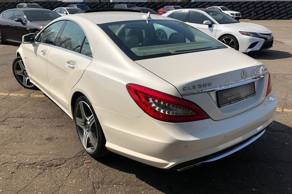 Продам Mercedes-Benz CLS-Class 500 4 Matic AMG 2013 года в Киеве