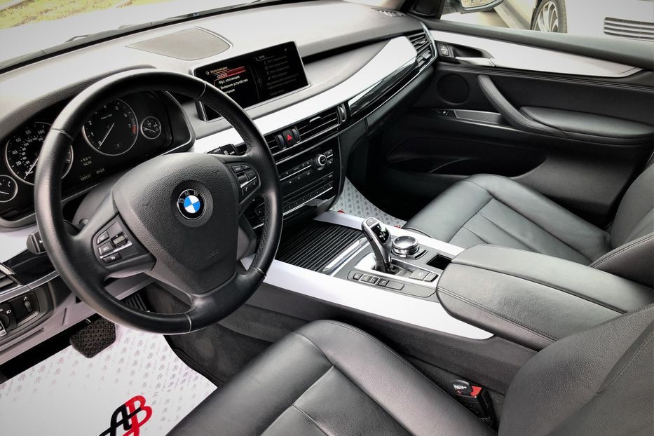 Продам BMW X5 2014 года в Одессе