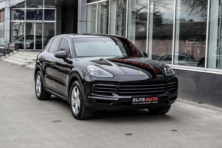 Продам Porsche Cayenne 2017 года в Киеве