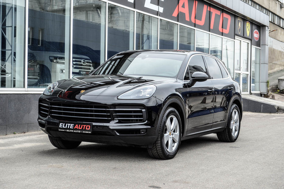 Продам Porsche Cayenne 2017 года в Киеве