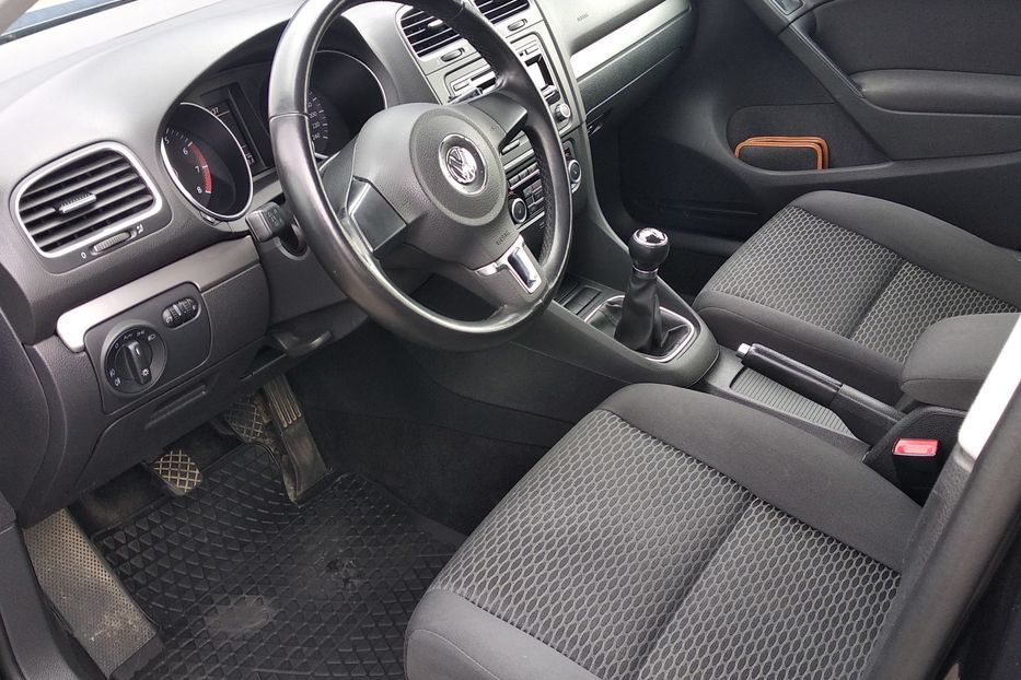 Продам Volkswagen Golf  VI 1.4 TSI 2012 года в Львове