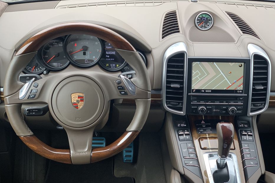 Продам Porsche Cayenne GTS 2013 года в Киеве