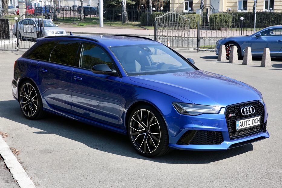 Продам Audi RS6 PERFORMANCE 2018 года в Киеве