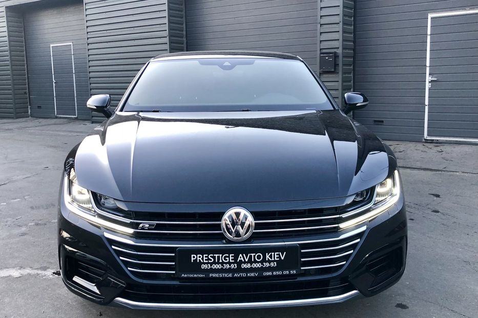 Продам Volkswagen Arteon R-Line 2.0 TSI 4MOTION 2017 года в Киеве