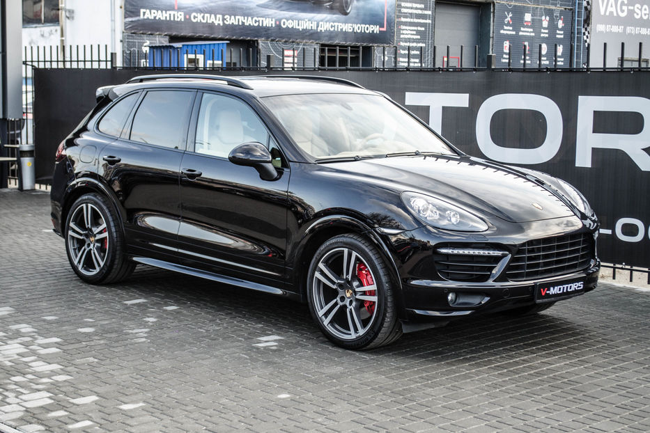 Продам Porsche Cayenne GTS 2014 года в Киеве