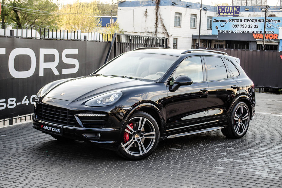 Продам Porsche Cayenne GTS 2014 года в Киеве