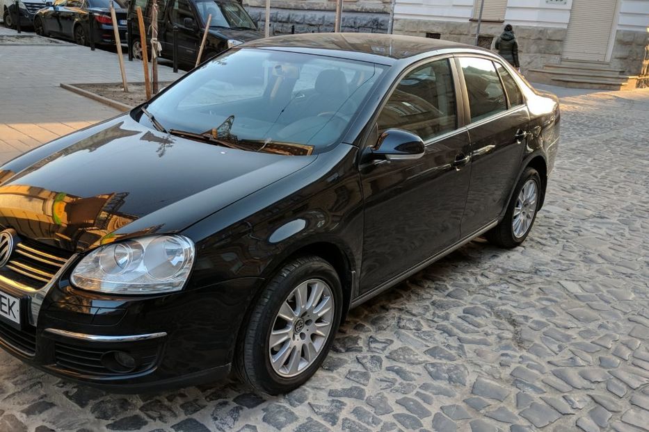 Продам Volkswagen Jetta Elegance  ,1.6 клімат  2008 года в Львове