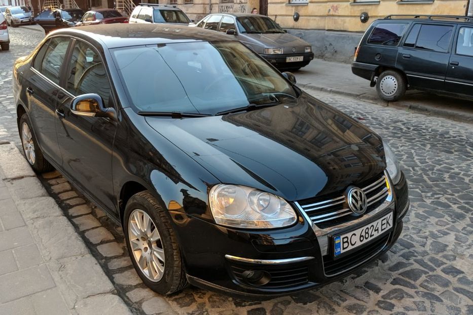 Продам Volkswagen Jetta Elegance  ,1.6 клімат  2008 года в Львове