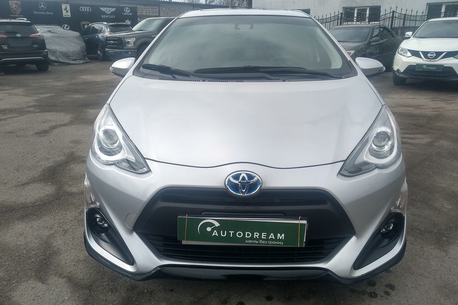 Продам Toyota Prius C 2017 года в Одессе