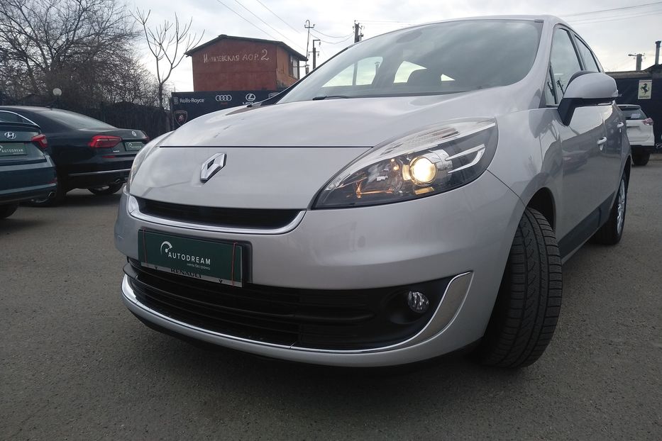 Продам Renault Grand Scenic 2012 года в Одессе