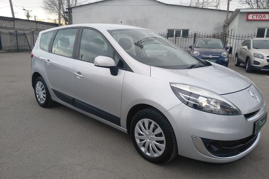 Продам Renault Grand Scenic 2012 года в Одессе