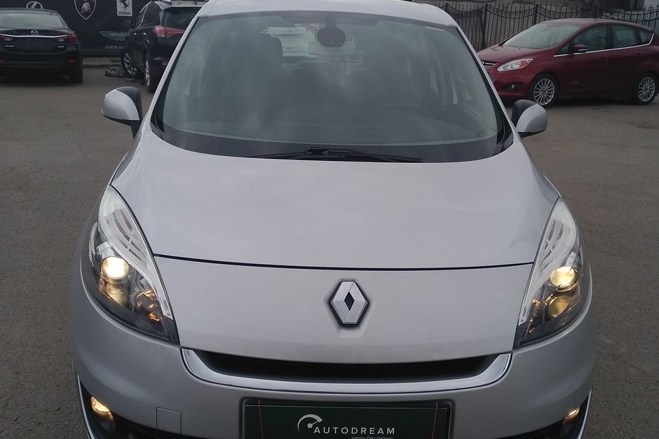 Продам Renault Grand Scenic 2012 года в Одессе