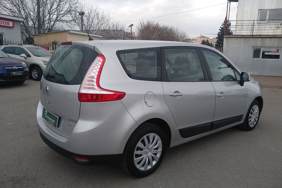 Продам Renault Grand Scenic 2012 года в Одессе