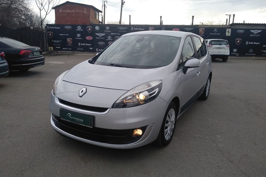 Продам Renault Grand Scenic 2012 года в Одессе