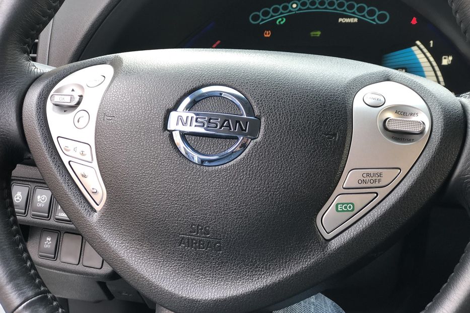 Продам Nissan Leaf SV 30 kw 2016 года в Киеве