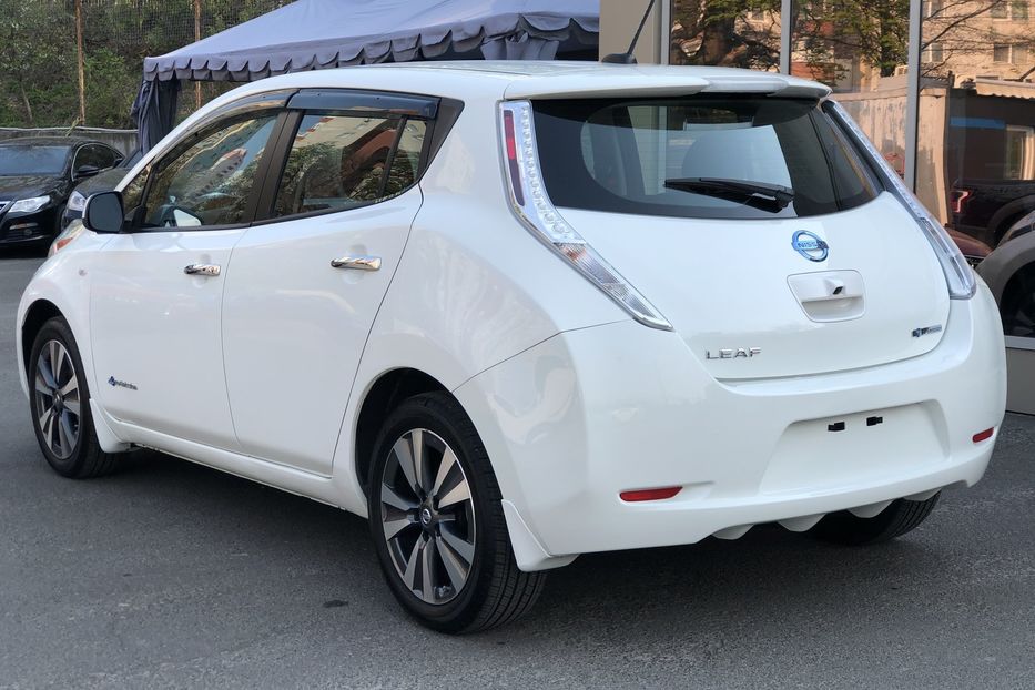 Продам Nissan Leaf SV 30 kw 2016 года в Киеве