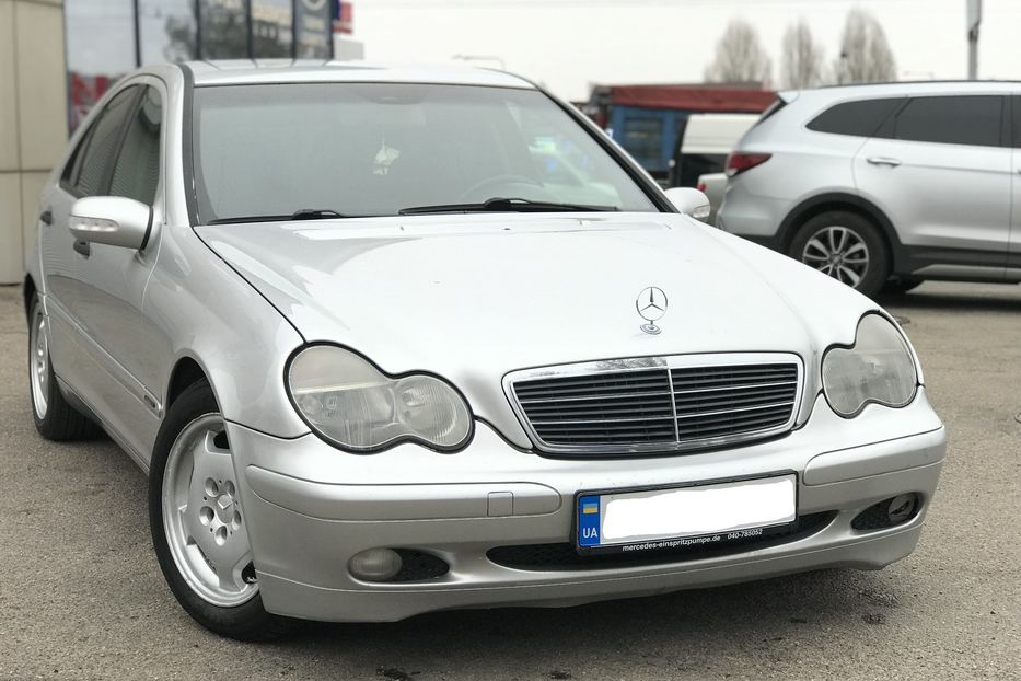 Продам Mercedes-Benz C-Class 2001 года в Днепре