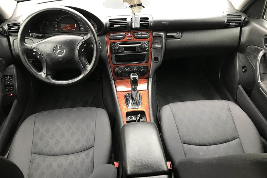 Продам Mercedes-Benz C-Class 2001 года в Днепре