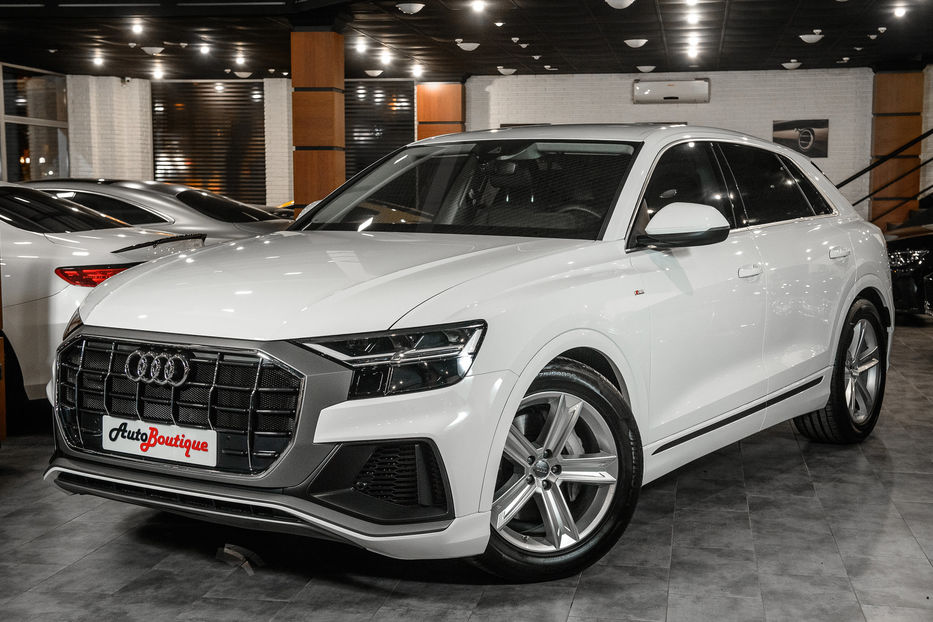 Продам Audi Q8 s-line 2018 года в Одессе