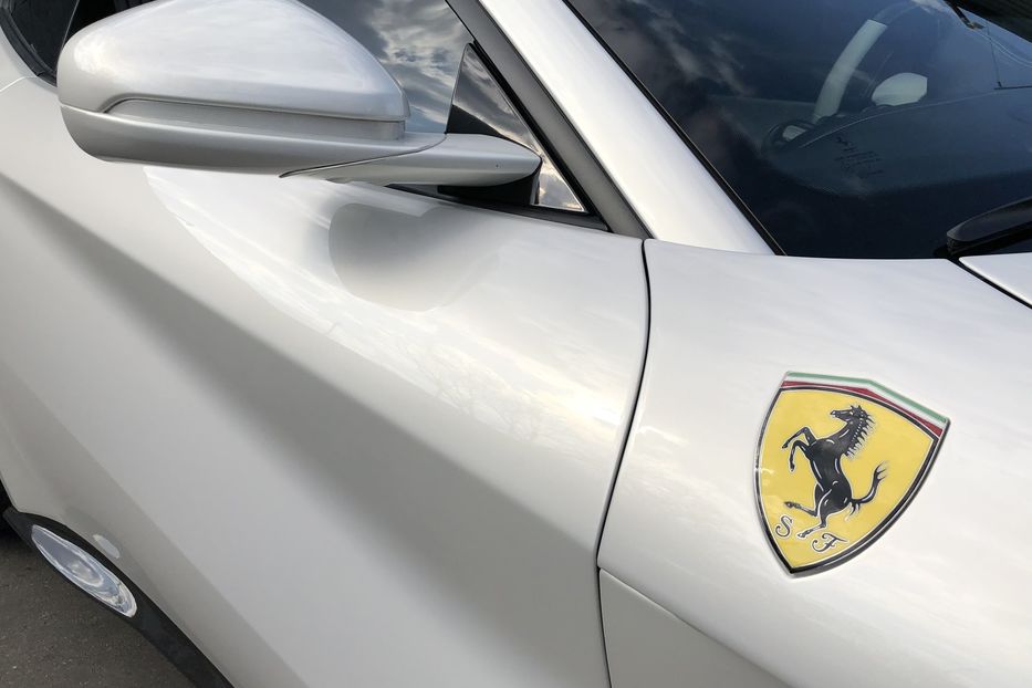 Продам Ferrari F12 Berlinetta 2012 года в Киеве