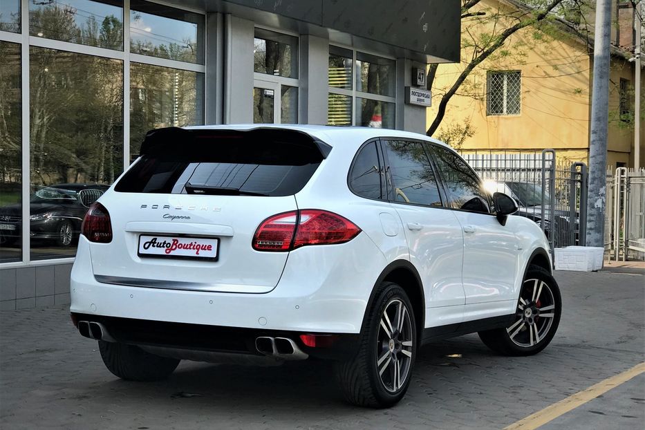 Продам Porsche Cayenne 2013 года в Одессе