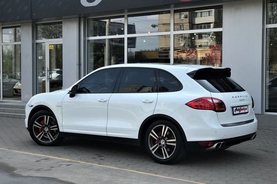 Продам Porsche Cayenne 2013 года в Одессе