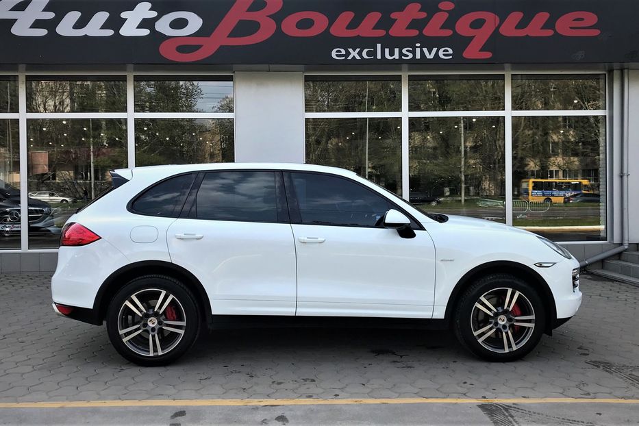 Продам Porsche Cayenne 2013 года в Одессе