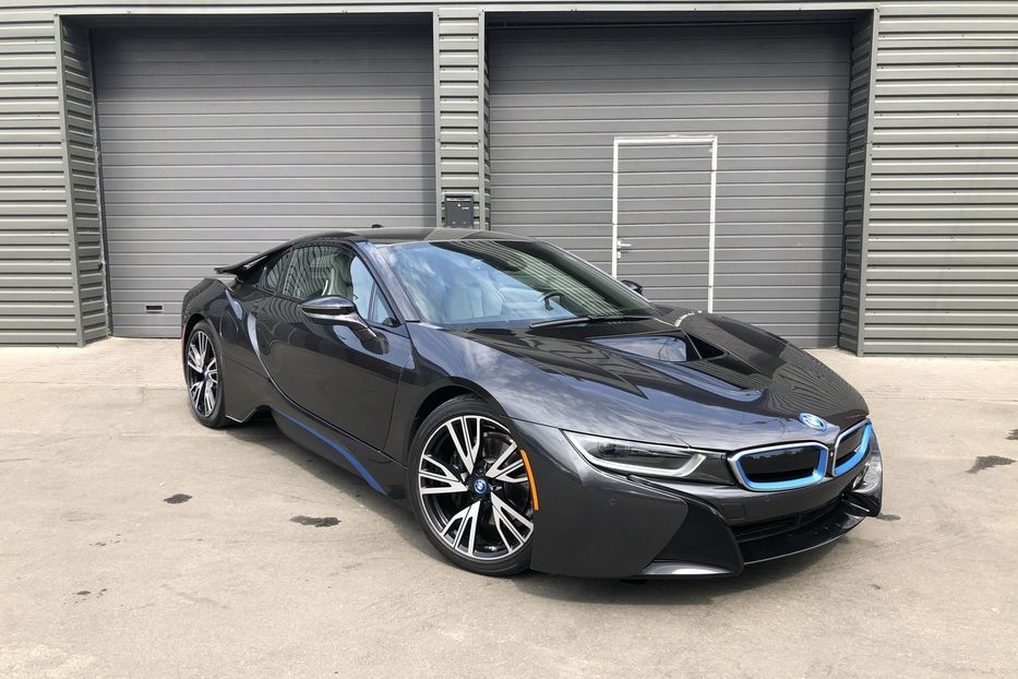 Продам BMW I8 eDrive 2015 года в Киеве