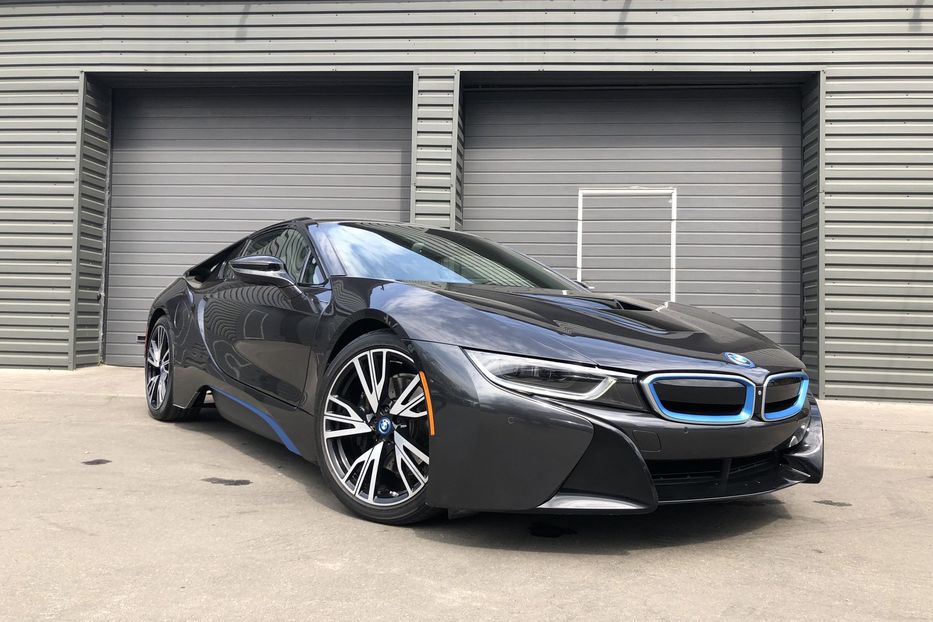 Продам BMW I8 eDrive 2015 года в Киеве